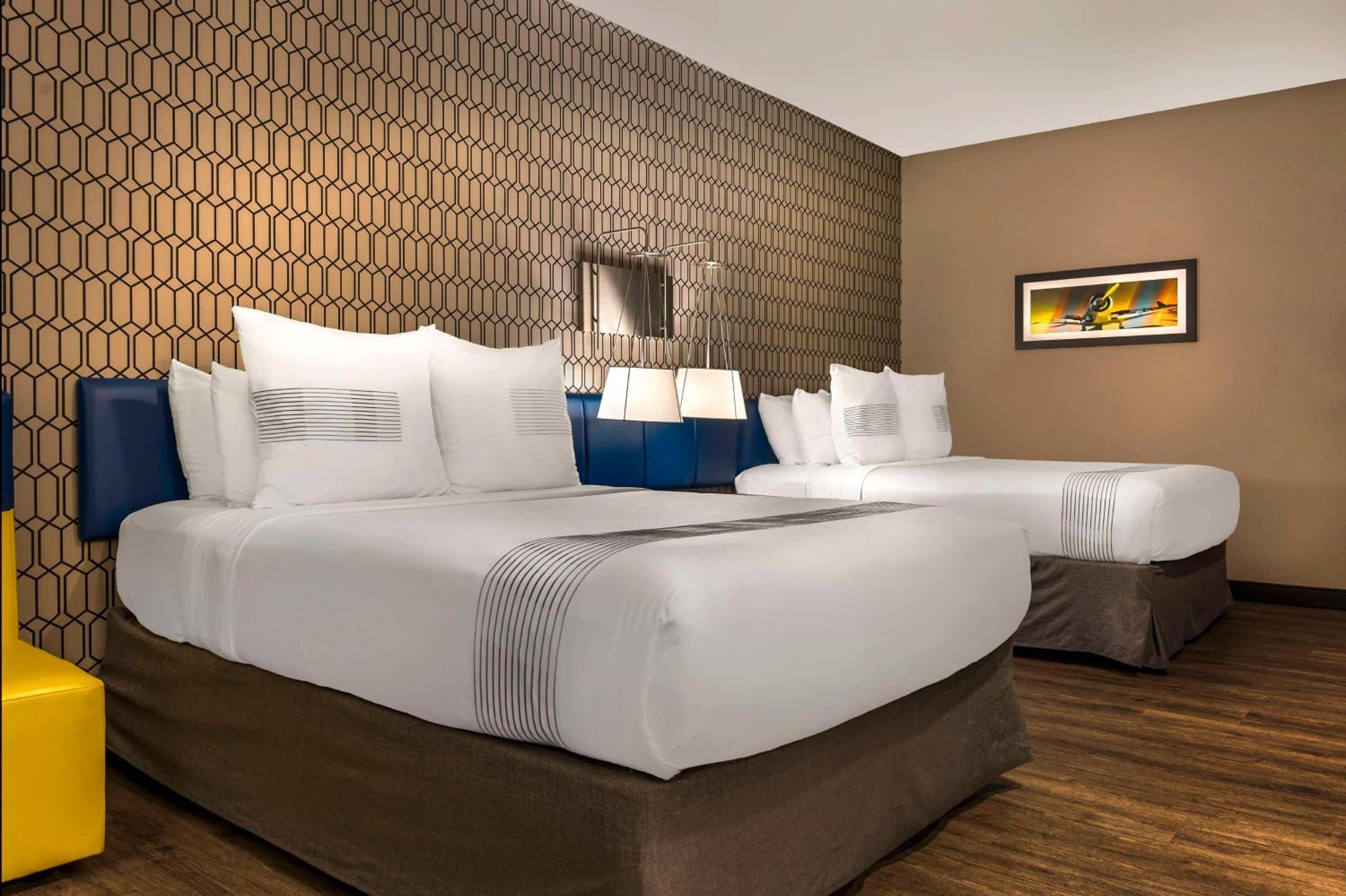 Glo Asheville-blue Ridge Parkway Hotel 3*